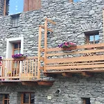 Apartment Bilocale Pietra E Legno Immerso Nella Natura Morgex