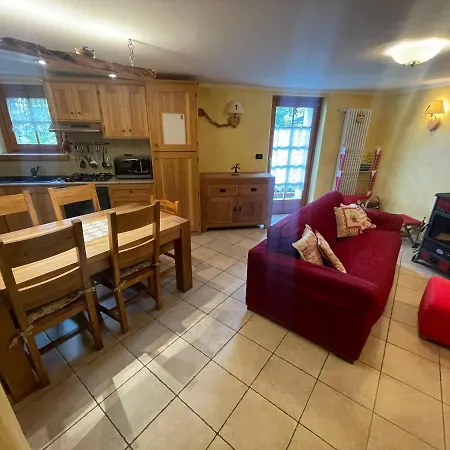 Bilocale Pietra E Legno Immerso Nella Natura * Morgex