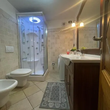 Lejlighed Bilocale Pietra E Legno Immerso Nella Natura